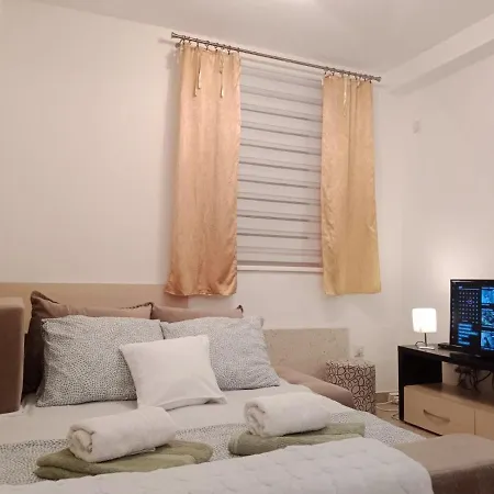 Studio Apartman ,dilajl' Apartment